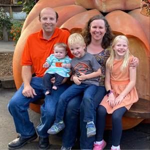 Meet your Posher, Leeann